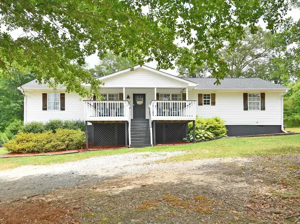 104 Country Breeze Cir, Wedowee, AL 36278