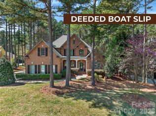 8919 Radford Ct, Sherrills Ford, NC 28673