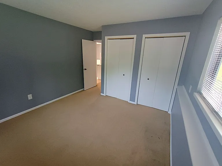 320 Johnson St SE #D — Photo 6