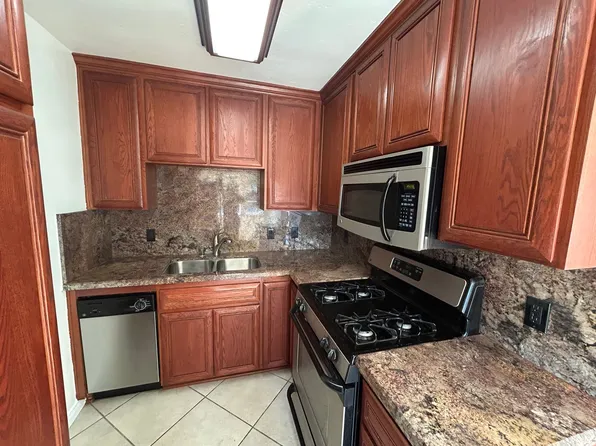 Updated Cottage in Banker's Hill, 2151 Brant St, San Diego, CA 92101