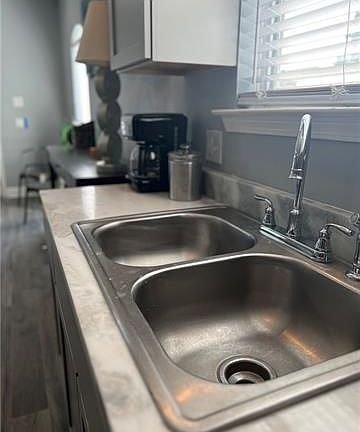 2nd image of 2619 Madrid St