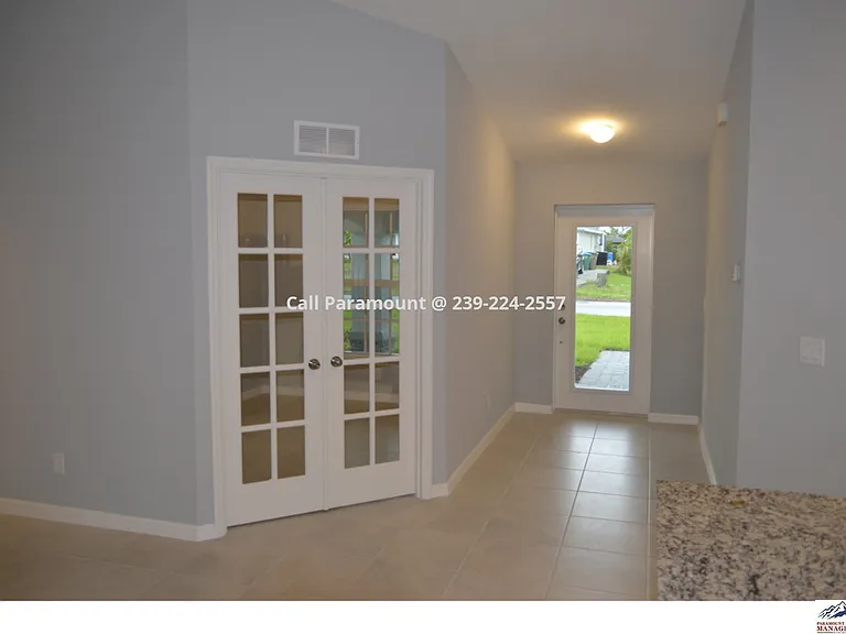 1127 NE 10th St — Photo 6