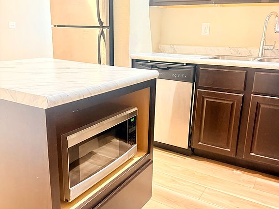 2nd image of 151 N Fountain St #203