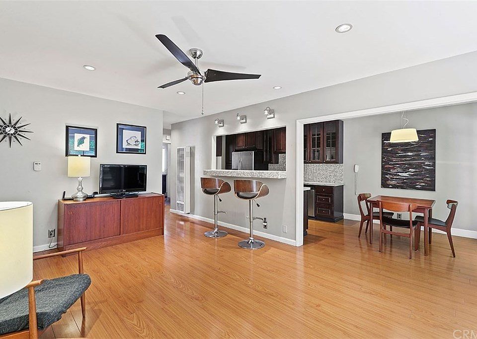 1st image of 50 Elm Ave Unit 8