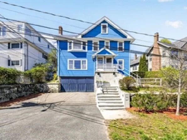 48-50 Edgecliff Rd #2, Watertown, MA 02472