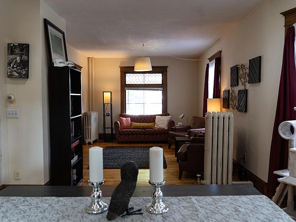 2nd image of 2892 Irving Ave S