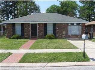 7448 Burke Rd, New Orleans, LA 70127