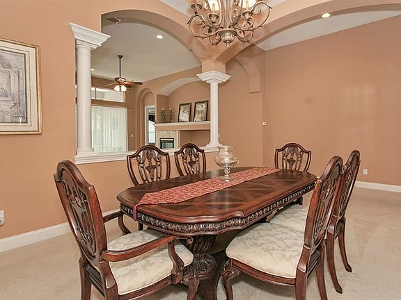 5th image of 229 Island Green Dr