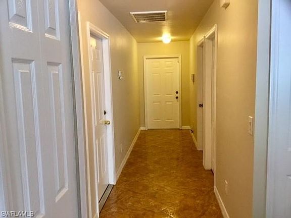 4th image of 709 Homer Ave S #711