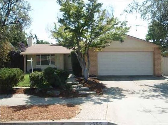 1st image of 2555 Loomis Dr