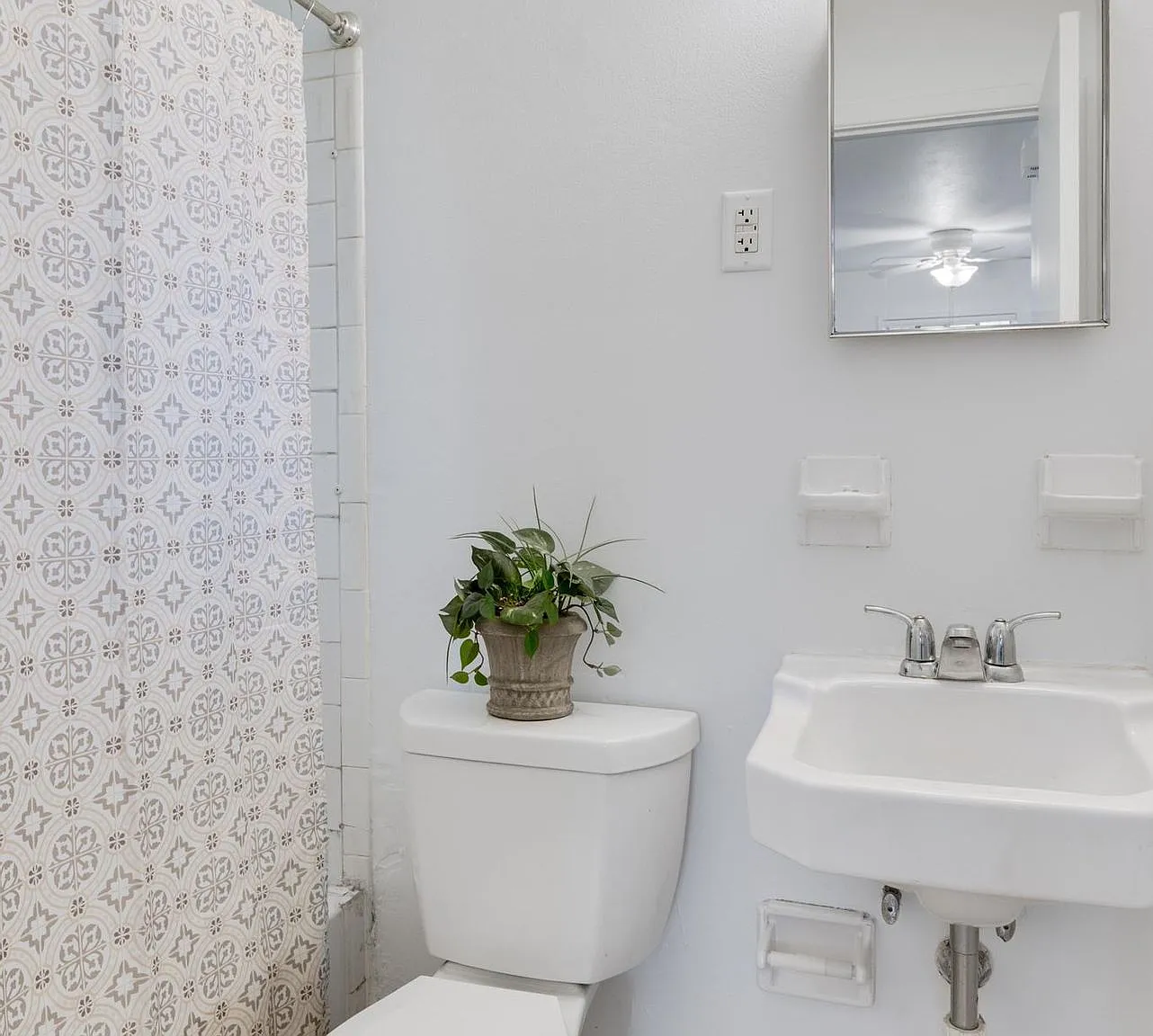 1 bedroom apartment — Photo 4