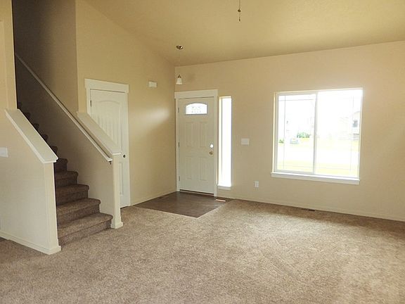 4th image of 11801 E Jackson Ln