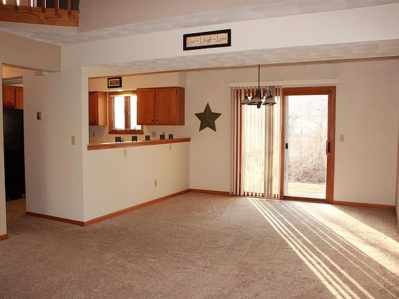 4th image of 7339 Travertine Trl