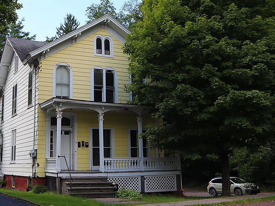 1st image of 18 Court St