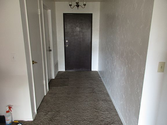 2nd image of 25091 Yucca Dr