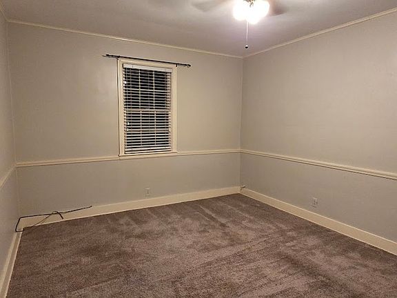 3rd image of 3015 1/2 Cardinal Dr #1