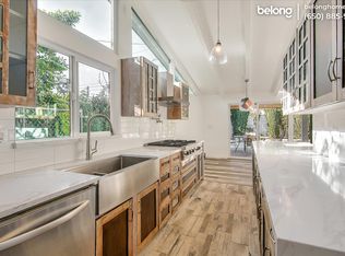 6513 Corbin Ave, Woodland Hills, CA 91367