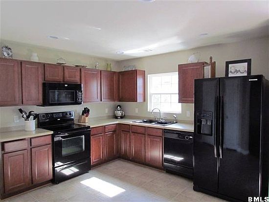 3rd image of 96 Shadow Moss Dr