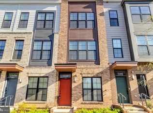 7348 Blade Dr, Falls Church, VA
