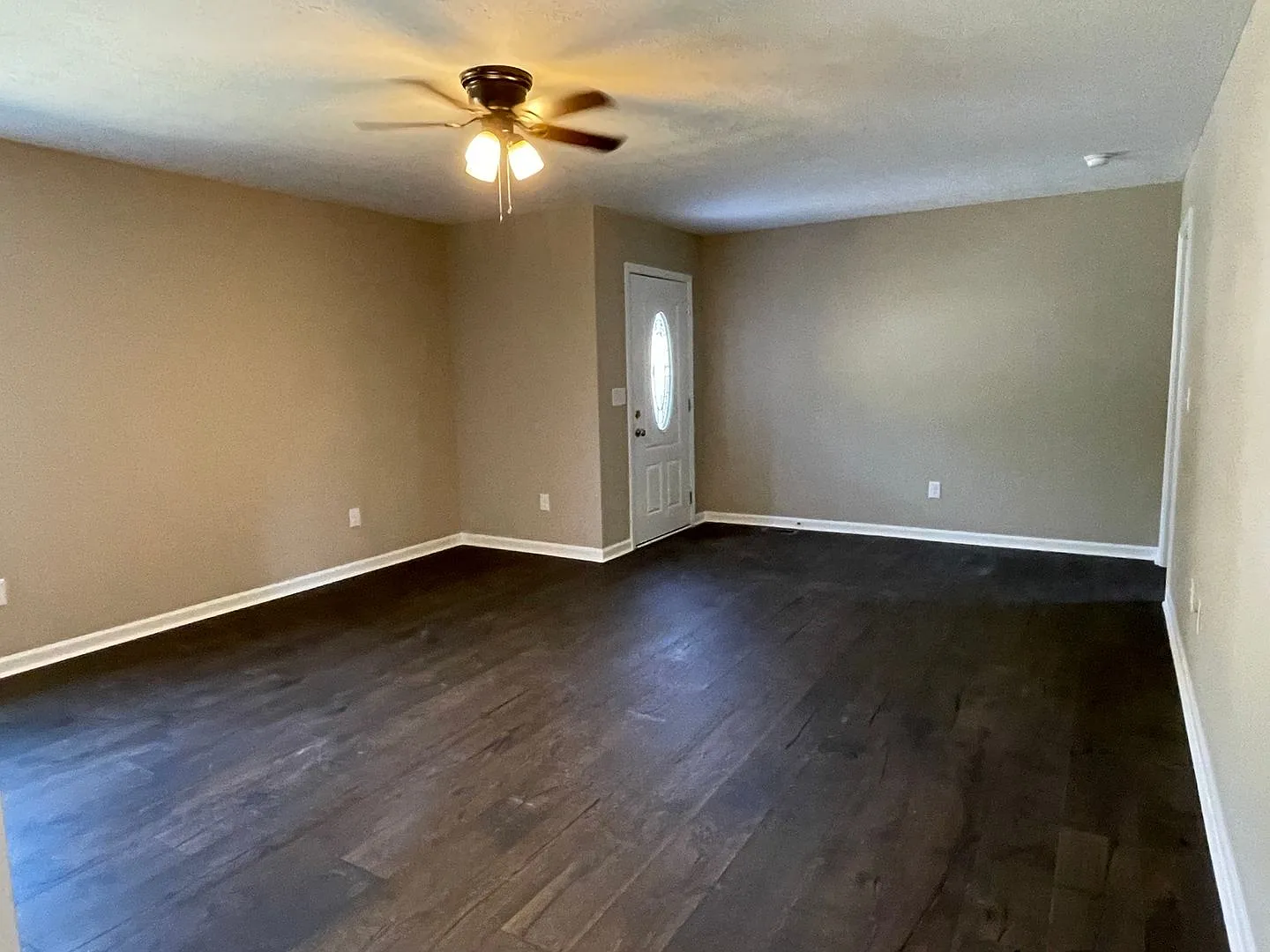 Adorable 3 Bedroom Home in Tullahoma... — Photo 3