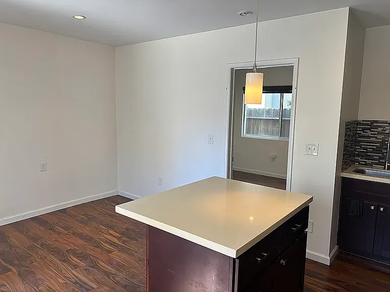 5261 E The Toledo #5 — Photo 5