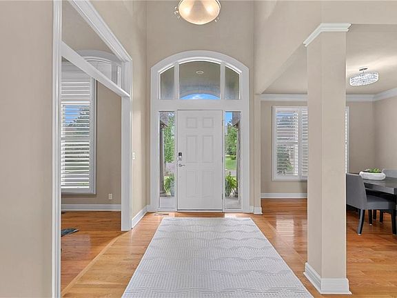 4th image of 14525 Ballentine St