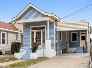 426 8th St, Gretna, LA 70053