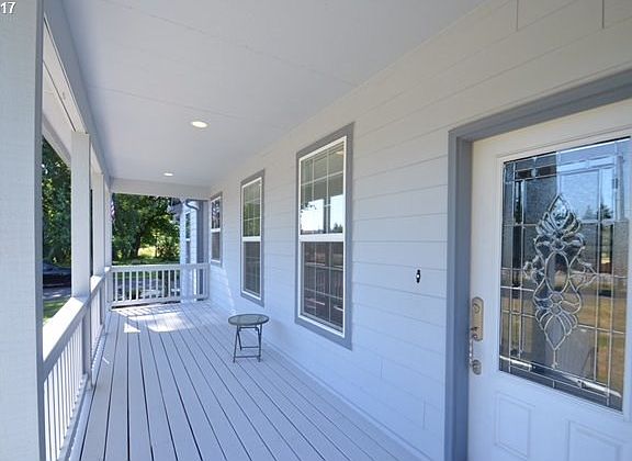 4th image of 7600 NE 88th St