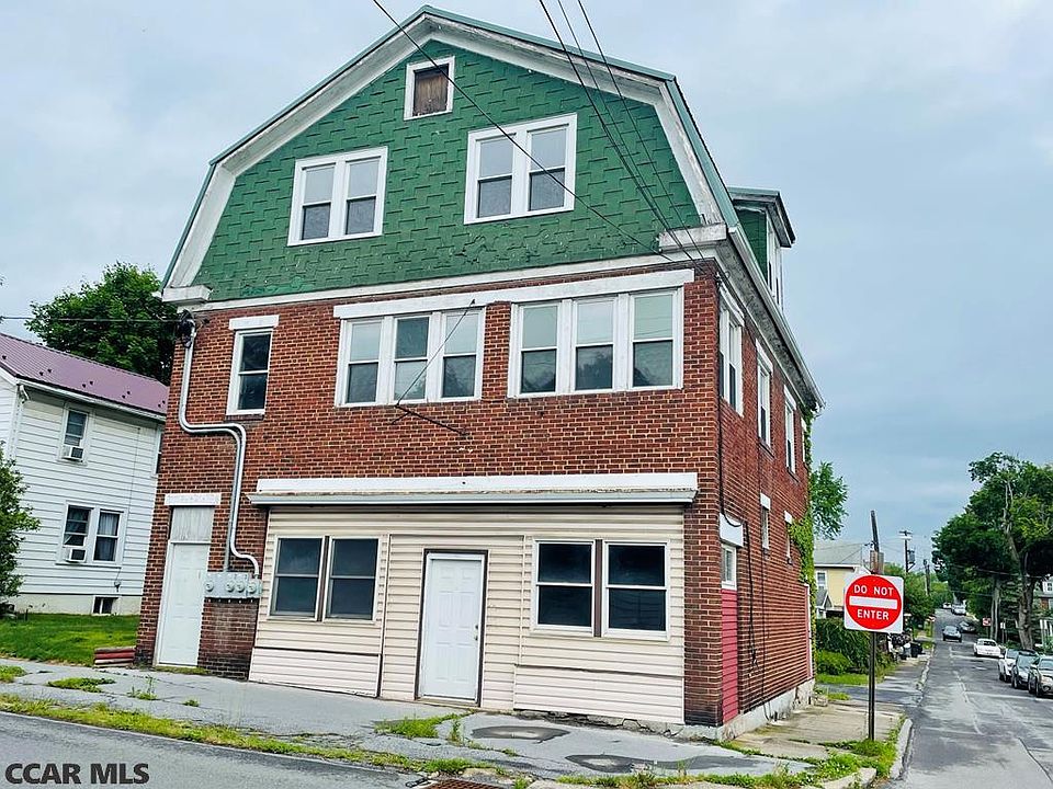1st image of 1027 E Pine St