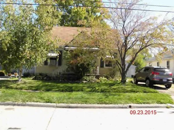 1367 Nichols St, Lorain, OH 44053