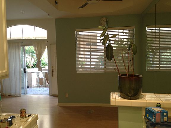 5th image of 11112 La Maida St Unit 10