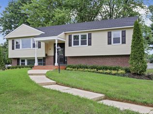13 Stonehurst Blvd, Freehold, NJ 07728