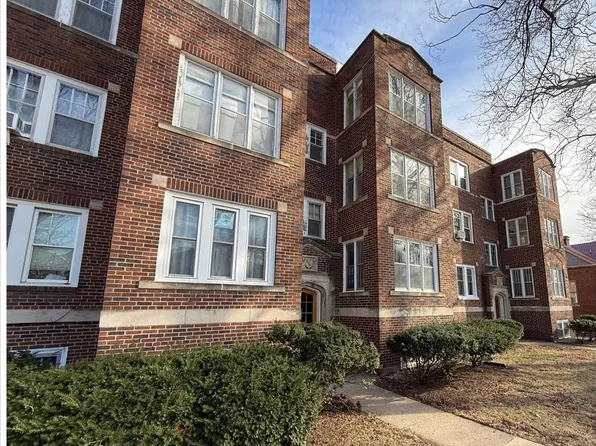 408 N State St #12, Champaign, IL 61820