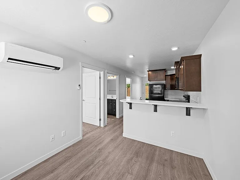 McKenzie Meadows Apartments — Photo 52