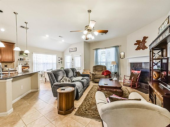 5th image of 7410 Lynnbrook Falls Ln
