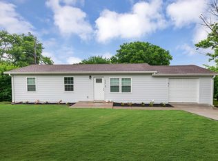 606 W 4th St, Columbia, TN 38401