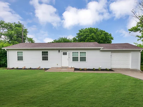 606 W 4th St, Columbia, TN 38401