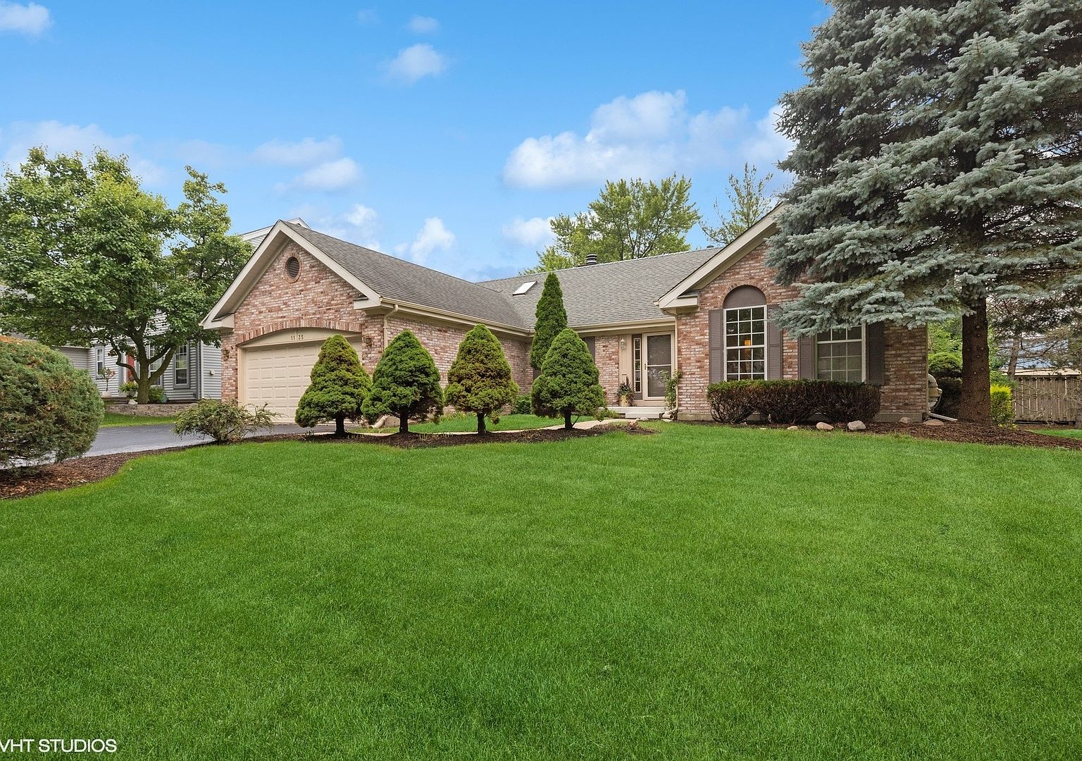 1135 Hummingbird Ln, Grayslake, IL 60030 Zillow