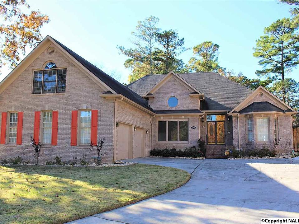 1st image of 1703 Pinewood Dr NW