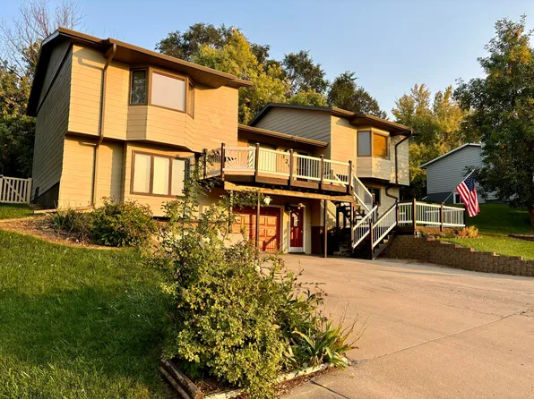 1320 W Capitol Ave, Pierre, SD 57501