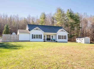 562 Agnes Ln NW, Willis, VA 24380