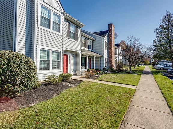4th image of 701 Lindsley Ct