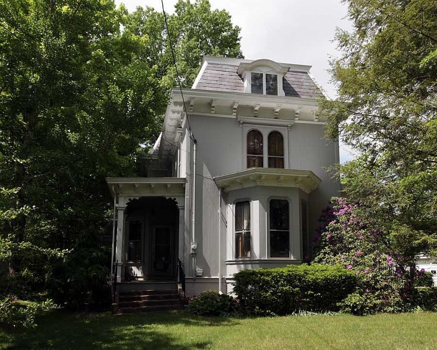 1st image of 5 Vine St
