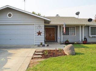 1428 Joyce Pl, Exeter, CA 93221