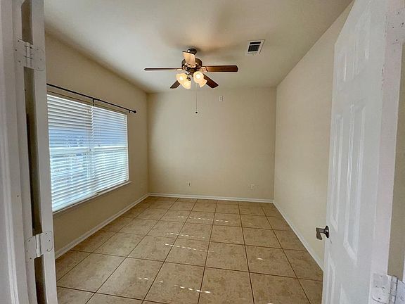 3rd image of 7215 Baitland Dr