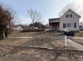 617 S Main St, Owensville, IN 47665