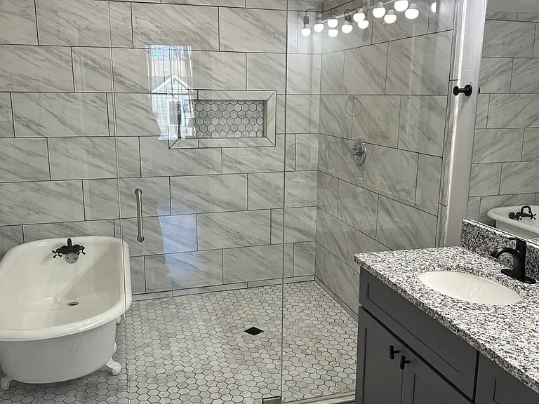 1529 Oakview Rd #2 — Photo 7