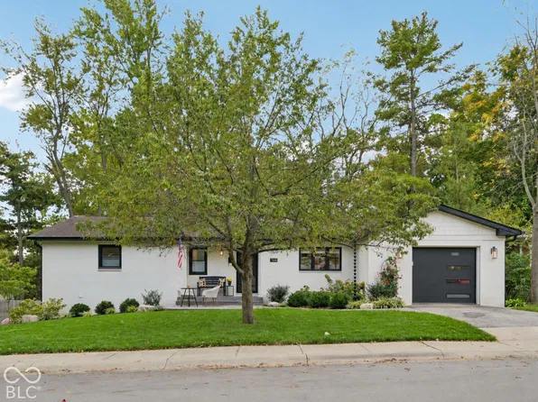765 W Pine St, Zionsville, IN 46077