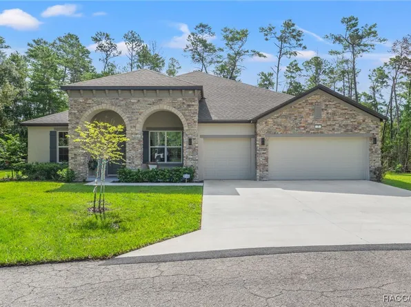 7 Bellis Ct, Homosassa, FL 34446