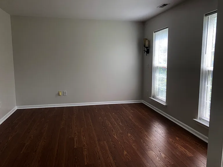 4428 Cades Cove Dr — Photo 8